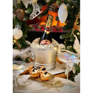 Видеоурок Ведёрко с бутылкой шампанского. Анастасия Политыкина Видеоурок Ведёрко с бутылкой шампанского. Анастасия Политыкина