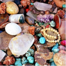 Камни, украшения-талисманы 2025. Как превратить обычное украшение в сильный талисман своей жизни. Янина Шляпникова