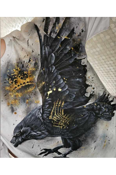 Роспись по ткани. Ястреб, черный ворон, лев, белый ворон. Даша Лисенкова