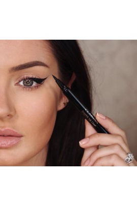 Акценты в макияже. Техники рисования стрелок, бровей и губ. Гаянэ Ли Face Studio