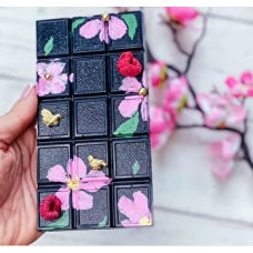 Шоколад в глянцевой росписи. Екатерина Завирюха